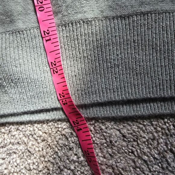 Tahari pistachio green 100% 2-ply Cashmere sweater XL - Picture 7 of 9